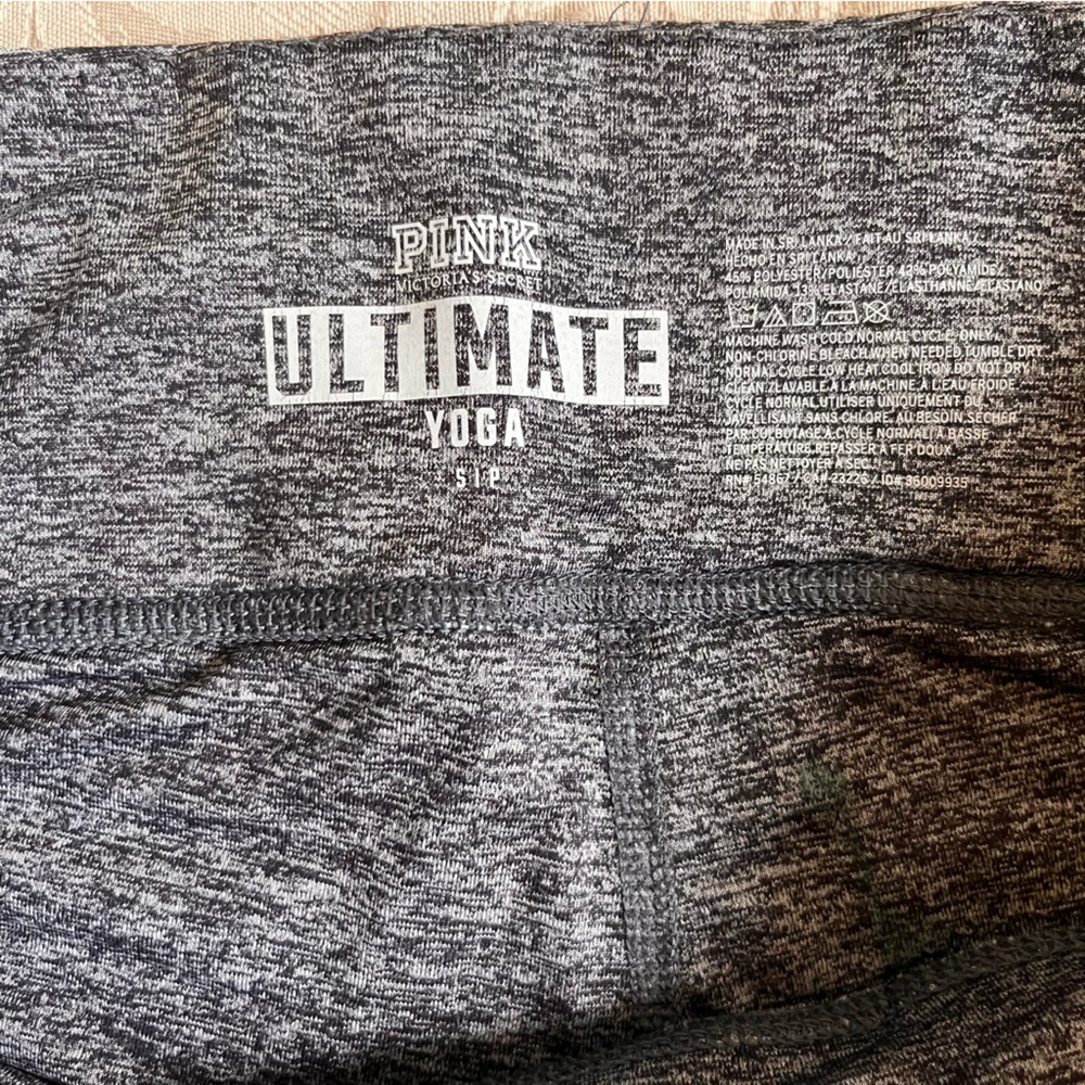 VS PINK Ultimate Yoga Legging Grey